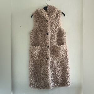NORLA ANTHROPOLOGIE tan fuzzy vest sz S/M
